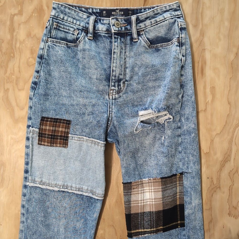 Hollister Ultra High Rise Mom Jeans 24x27 Raw Hem Distressed Patch Work